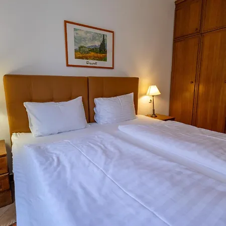 Frisko Panzio Bed & Breakfast Zalakaros